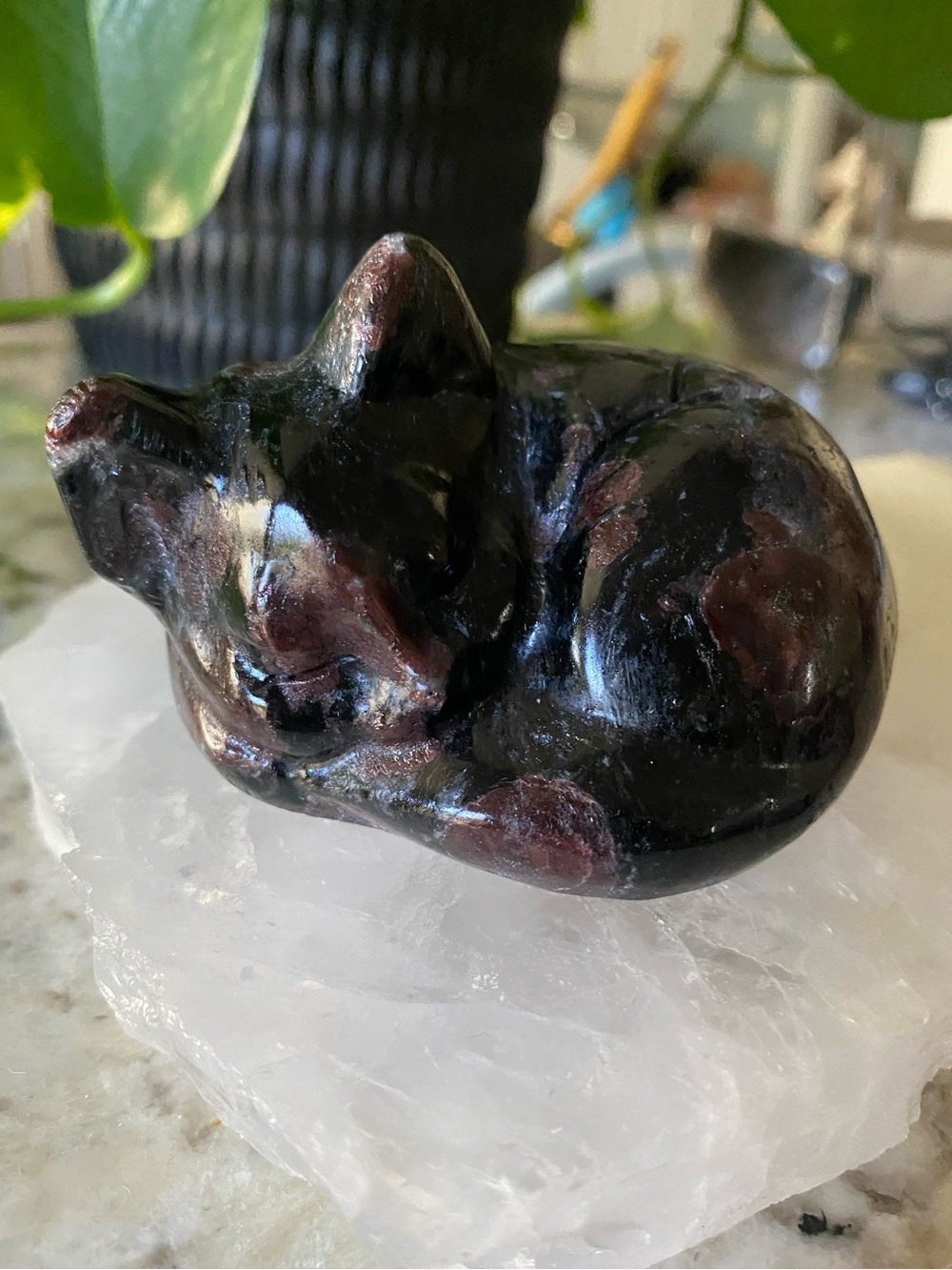 🐱❤️ 3” Garnet Sleeping Kitty — Sweet Dreams in Crystal Form ❤️🐱